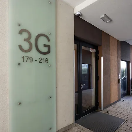 Apartamento Beautiful Avia With Balcony In Cracow *