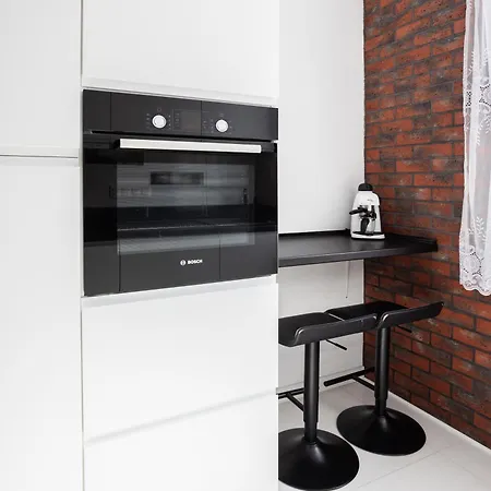 Beautiful Avia With Balcony In Cracow *