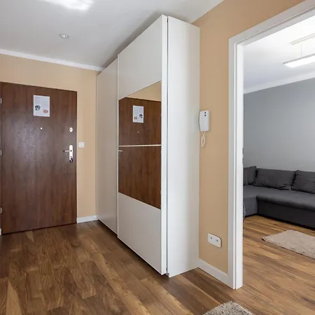 Apartman Beautiful Avia With Balcony In Cracow *