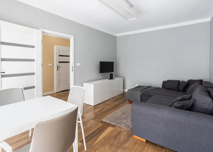 아파트 Beautiful Avia With Balcony In Cracow