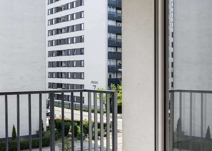 Beautiful Avia With Balcony In Cracow 아파트 *