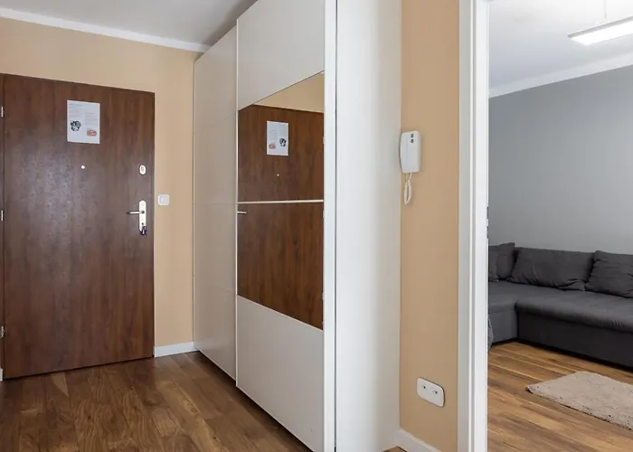 아파트 Beautiful Avia With Balcony In Cracow *