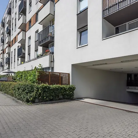 アパート Beautiful Avia With Balcony In Cracow クラクフ