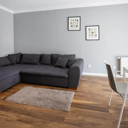 Apartment Beautiful Avia With Balcony In Cracow
