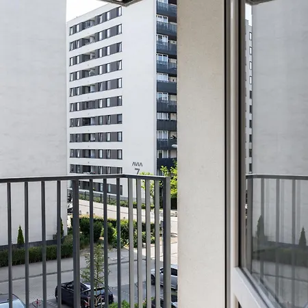 Beautiful Avia With Balcony In Cracow Apartment *